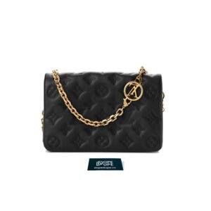 Coussin Pochette Monogram Leather Embossed - Black