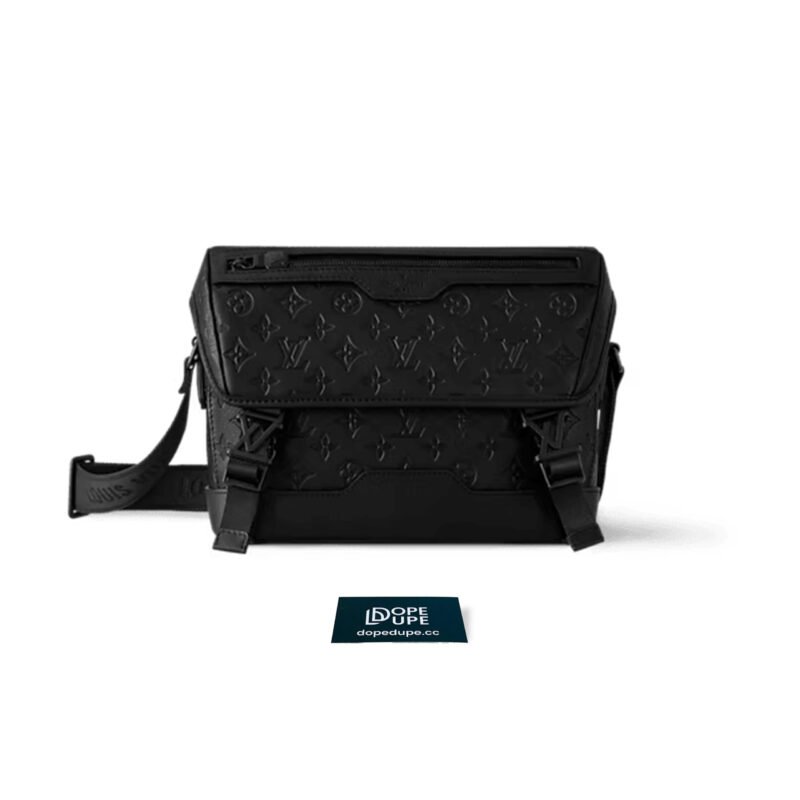 Messenger Voyager PM Monogram Shadow Leather - Black (1)