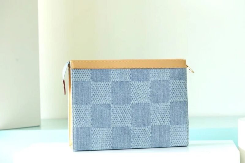 Pochette Voyage Damier Denim Canvas - Blue (1)