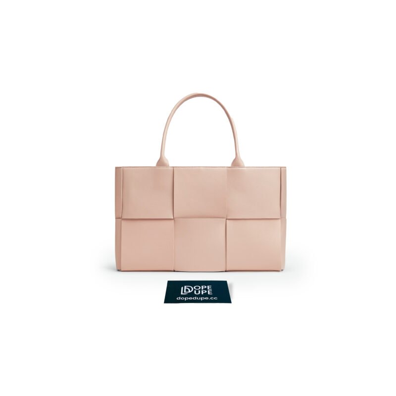 Medium Arco Tote - Lotus (1)