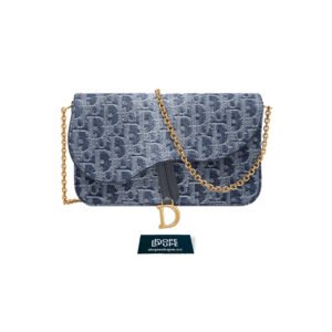 Medium Saddle Pouch with Chain