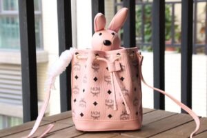 Mini Park Rabbit Drawstring Bag in Visetos