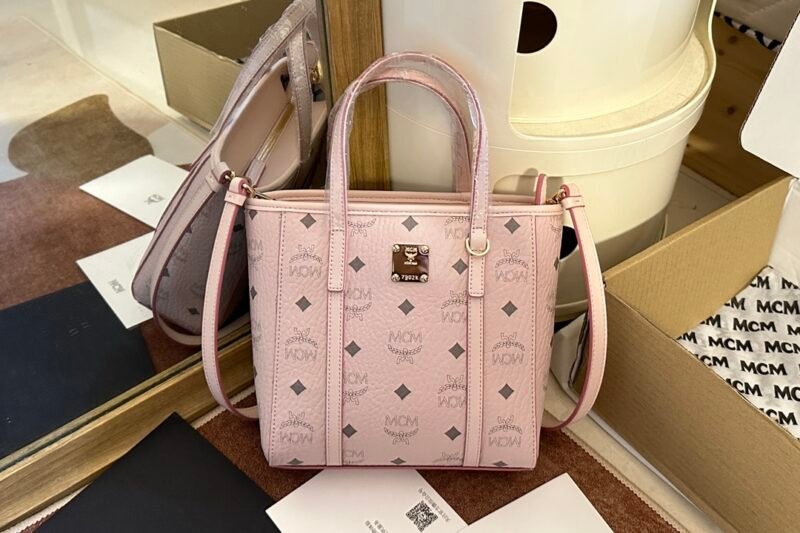 Mini Top-Zip Shopper in Visetos - Powder Pink (6)