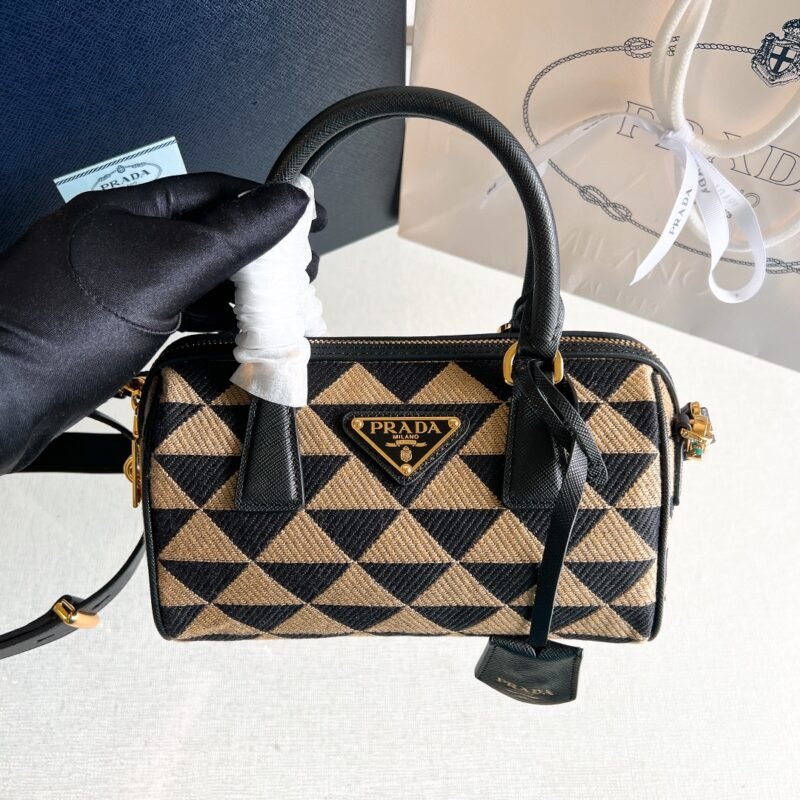 Symbole Embroidered Fabric Top Handle Bag - Black(7)