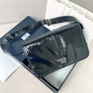 Adjustable Leather Shoulder Bag with Zipper Pocket - Black