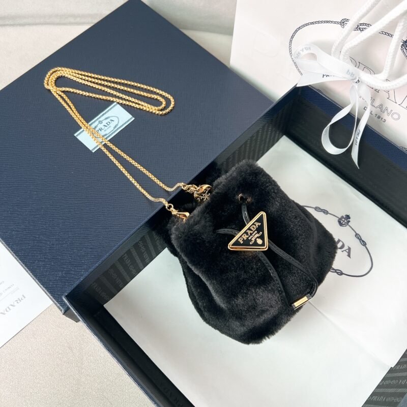 Sheepskin Mini Pouch - Black (1)