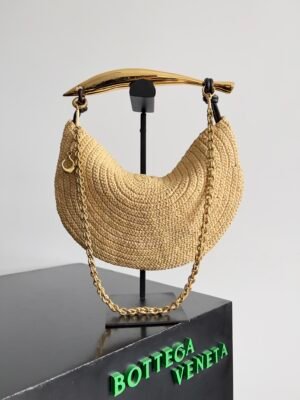 Classic Sardine Chain in Raffia Crochet Bag - Natural Fondant